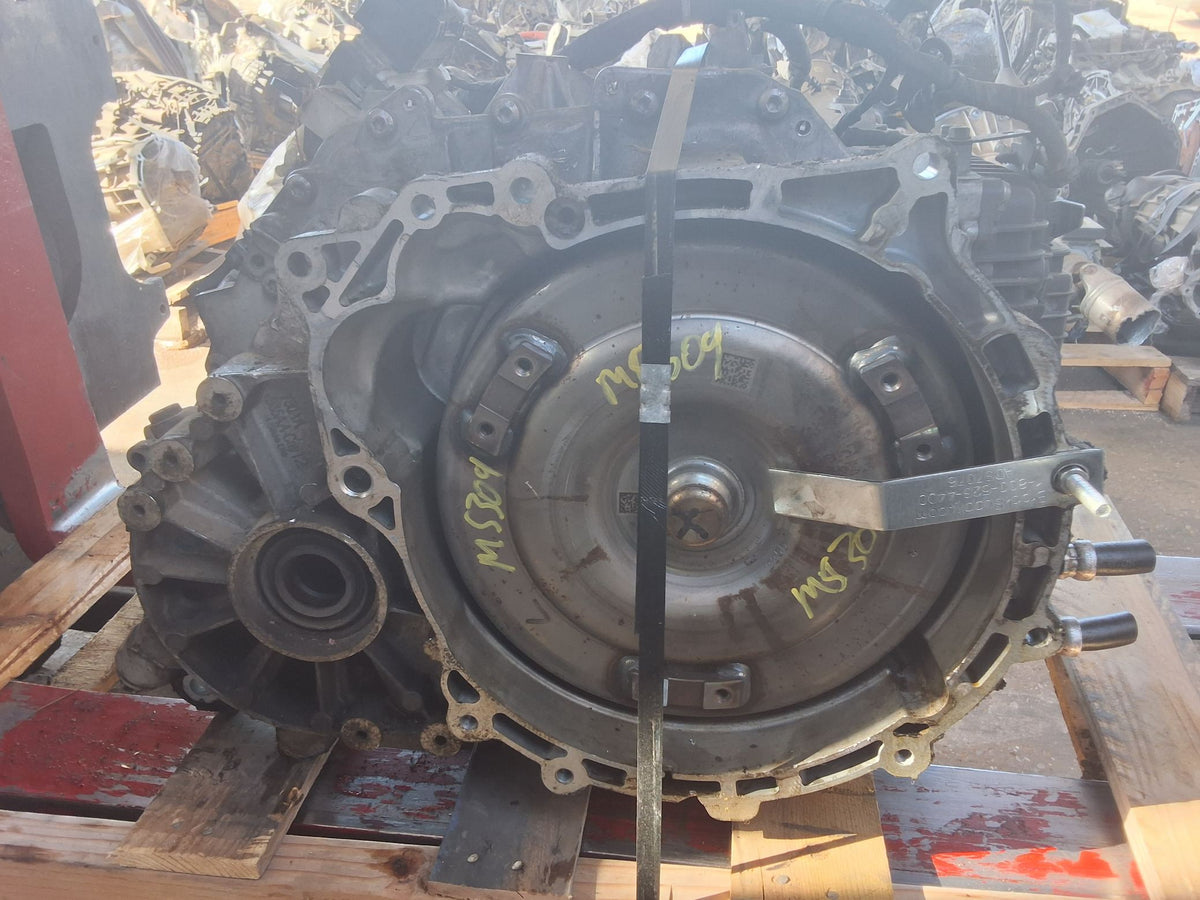 2017 Chrysler 200 Automatic FWD Transmission main image