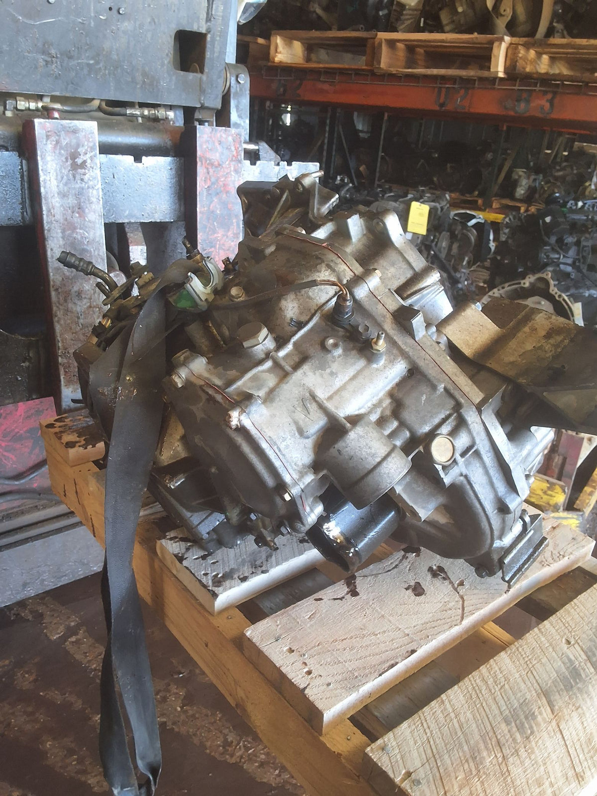 2001 Volvo S60 Automatic - F - FWD 5-Speed Automatic Transmission main image