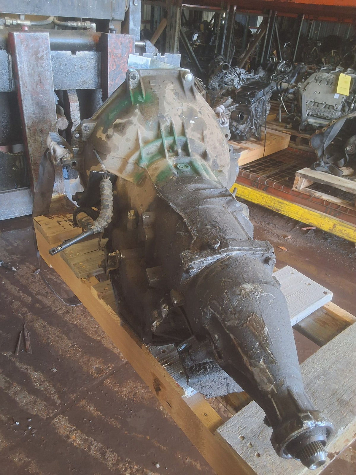 1990-1993 Ford F150 Automatic RWD Transmission main image