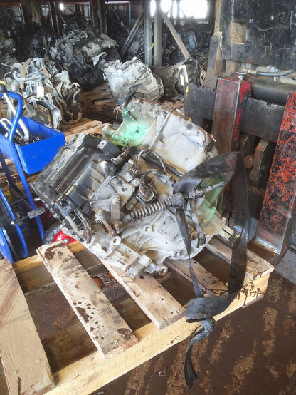 2010-2012 Kia Sorento 6-speed Manual FWD Transmission main image