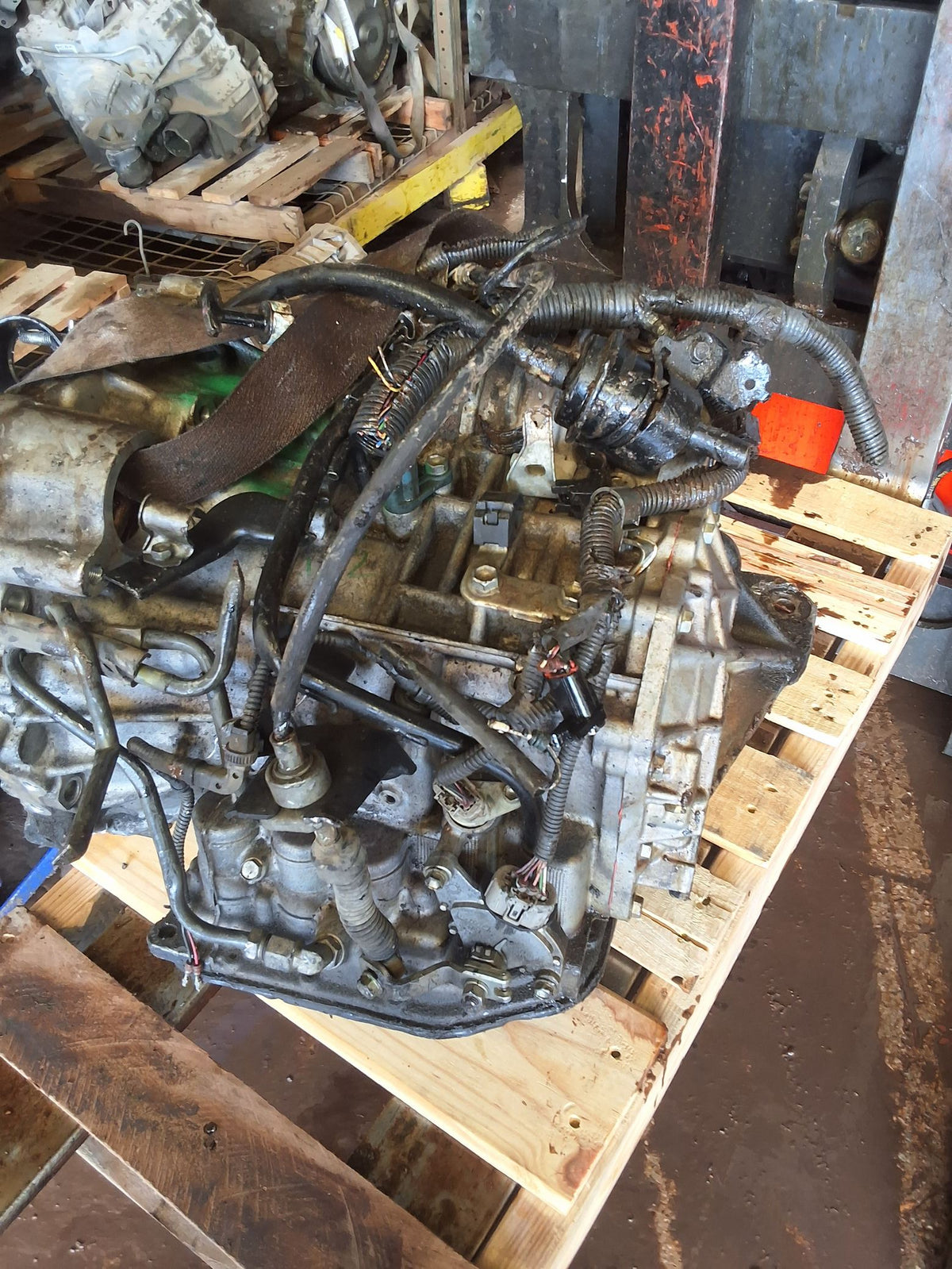 2015-2016 Nissan Pathfinder Automatic FWD Transmission main image