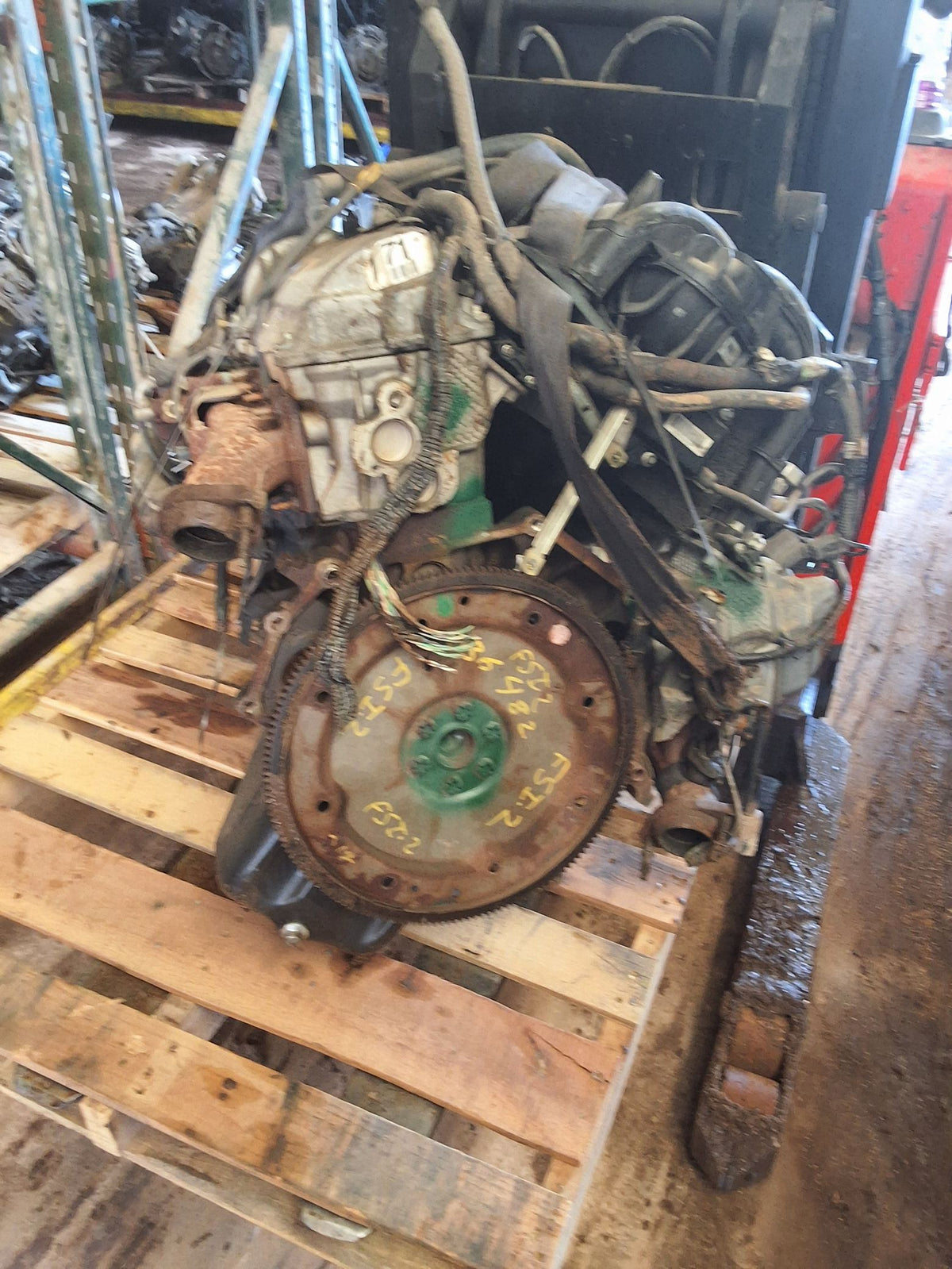 2001-2016 Ford Super Duty F-250 SRW 6.2L Engine main image