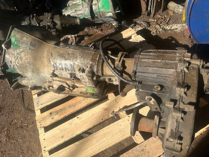 1988-1993 GMC Suburban AT, 4x2 8th digit) Transmission main image