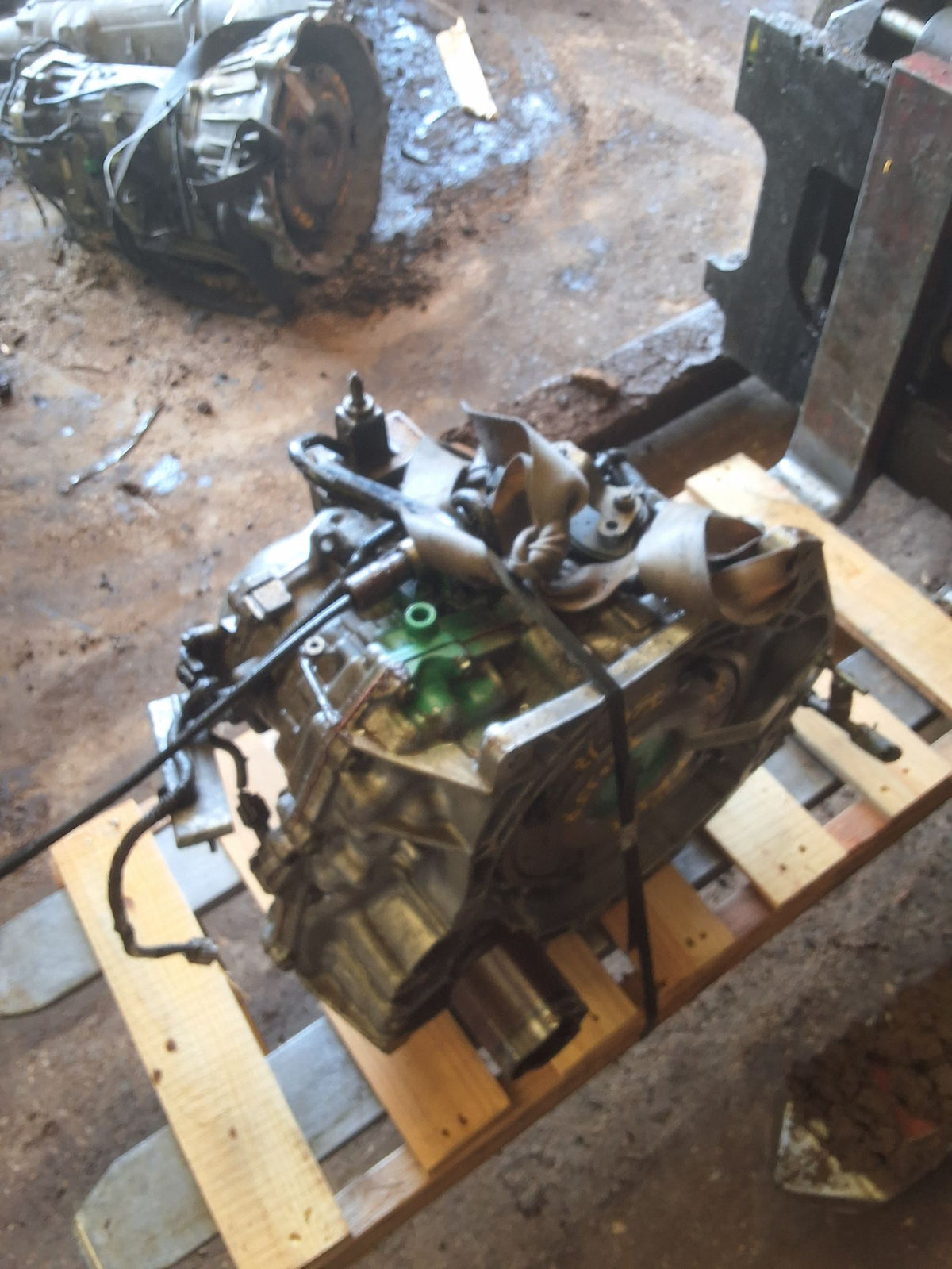 2013-2016 Nissan Sentra Automatic FWD Transmission main image