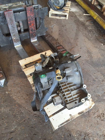 2013-2014 Dodge Avenger AT, 2.4L engine ID ED3 (Federal) Transmission main image
