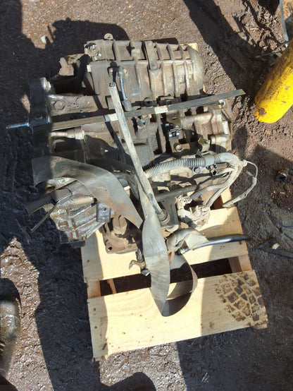 2004-2006 Toyota Sienna AT, FWD 2WD Transmission main image