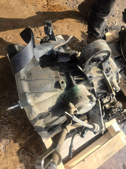 2003-2004 Nissan Altima AT, 2.5L (4 cylinder), (non-locking differential) QR25DE) Transmission main image