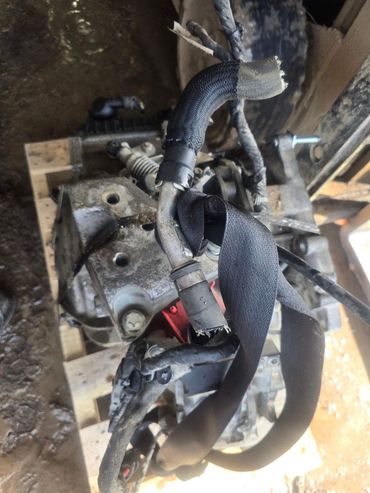 2015 Chrysler 200 9 speed, opt 9HP48), FWD FWD Transmission main image