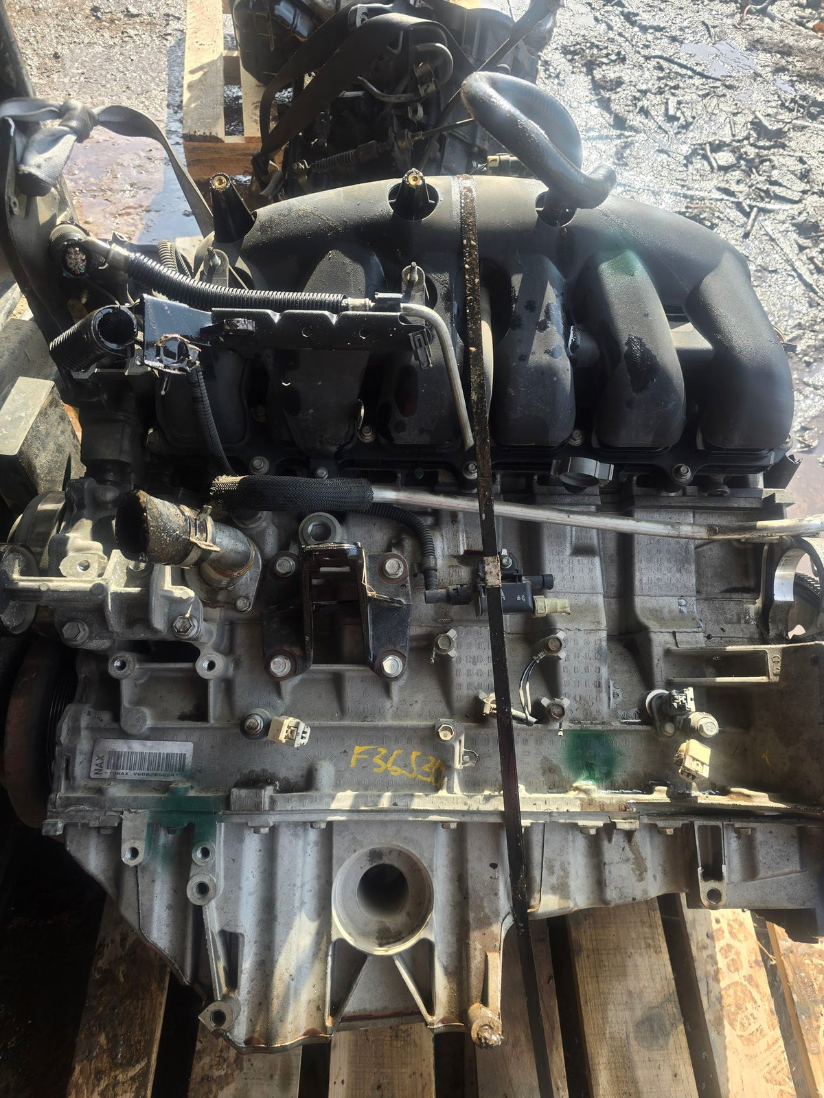 2006-2007 GMC Envoy 4.2L Engine main image