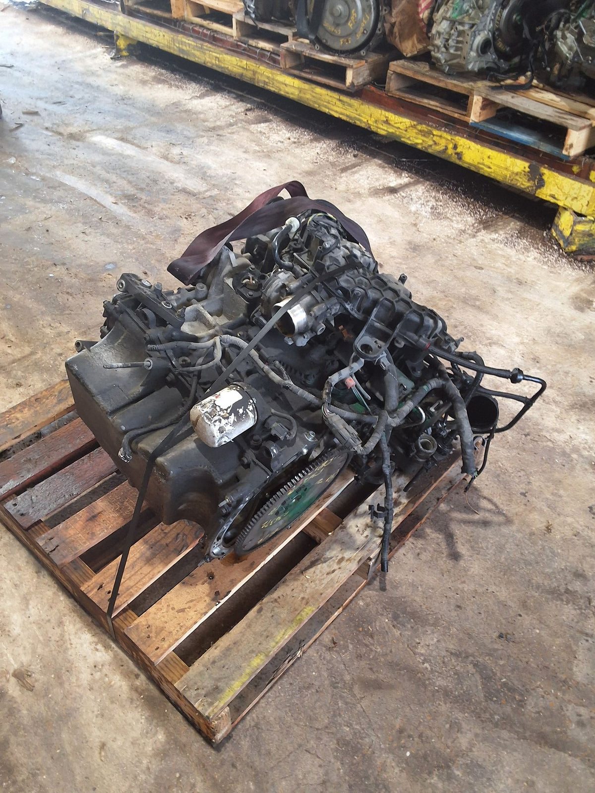 2013-2016 Ford Escape 2L Engine main image