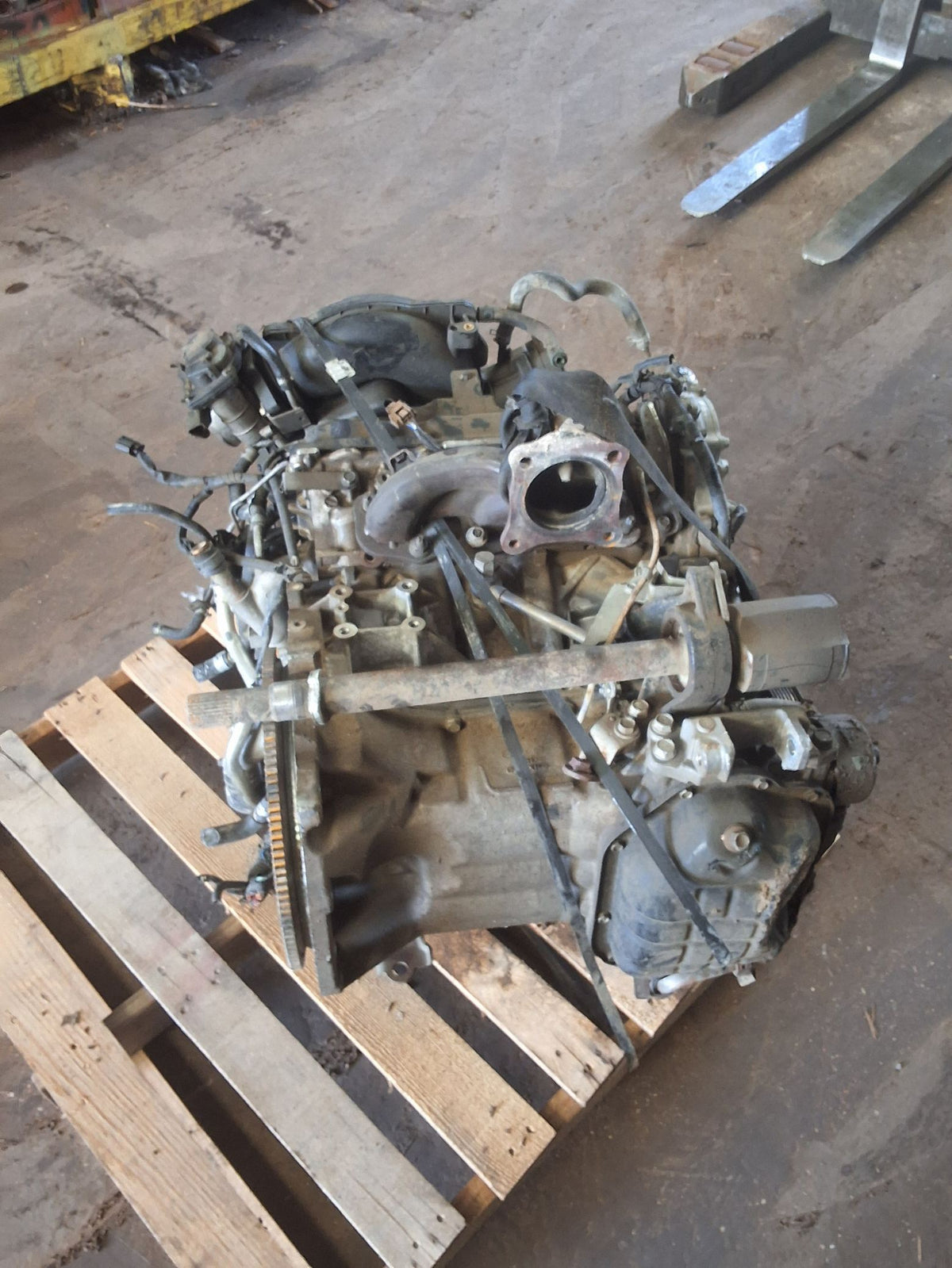 2013 Nissan Pathfinder 3.5L Engine main image