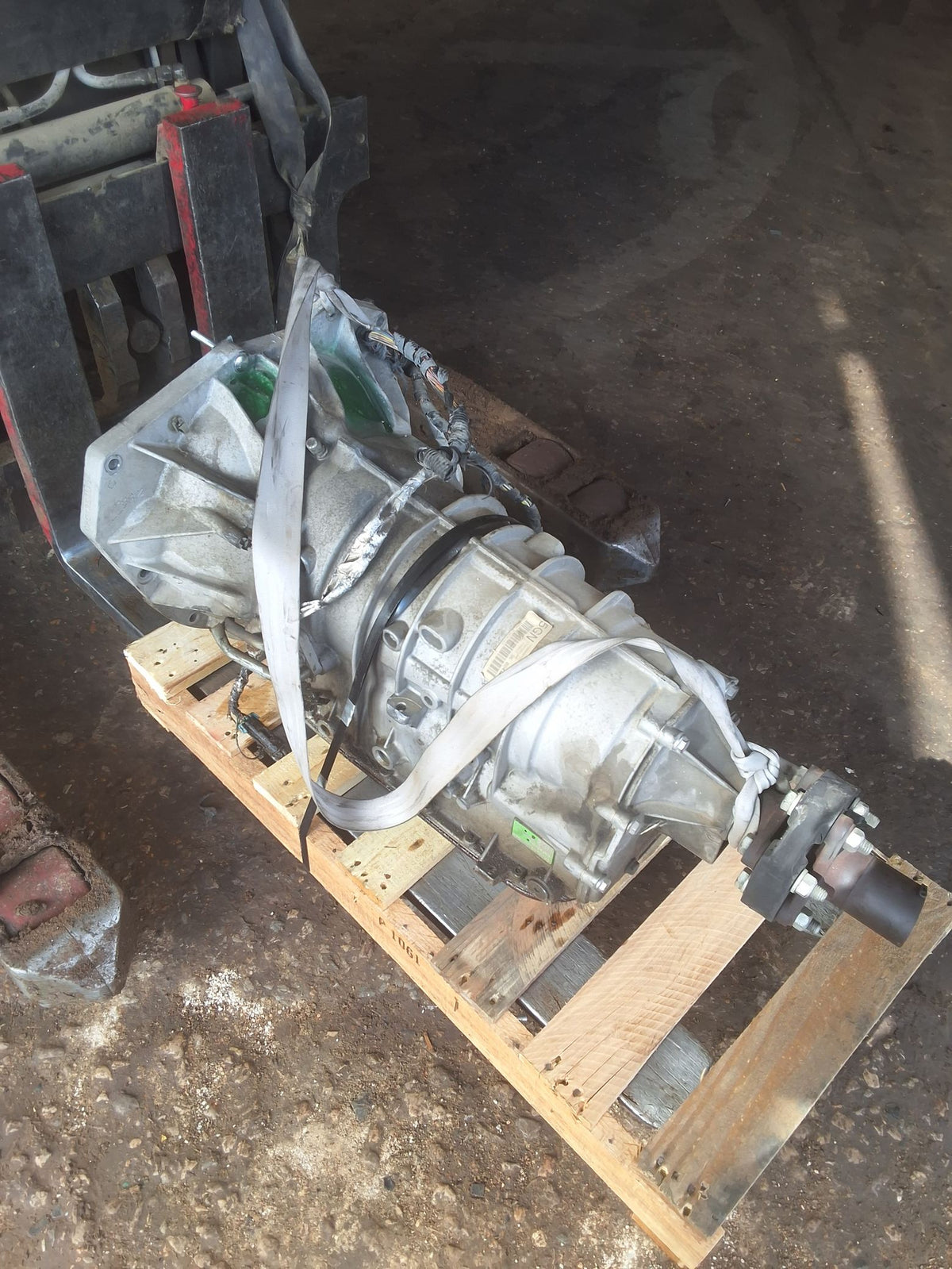 2005-2007 Cadillac CTS Automatic RWD Transmission main image