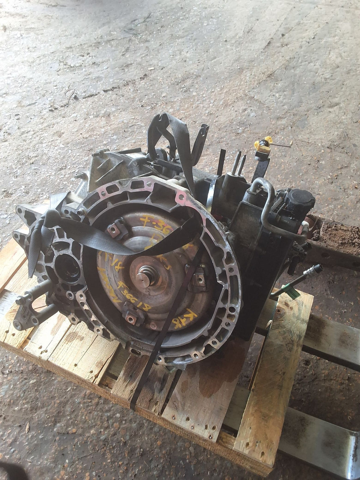 2013-2016 Lincoln MKS Automatic FWD Transmission main image