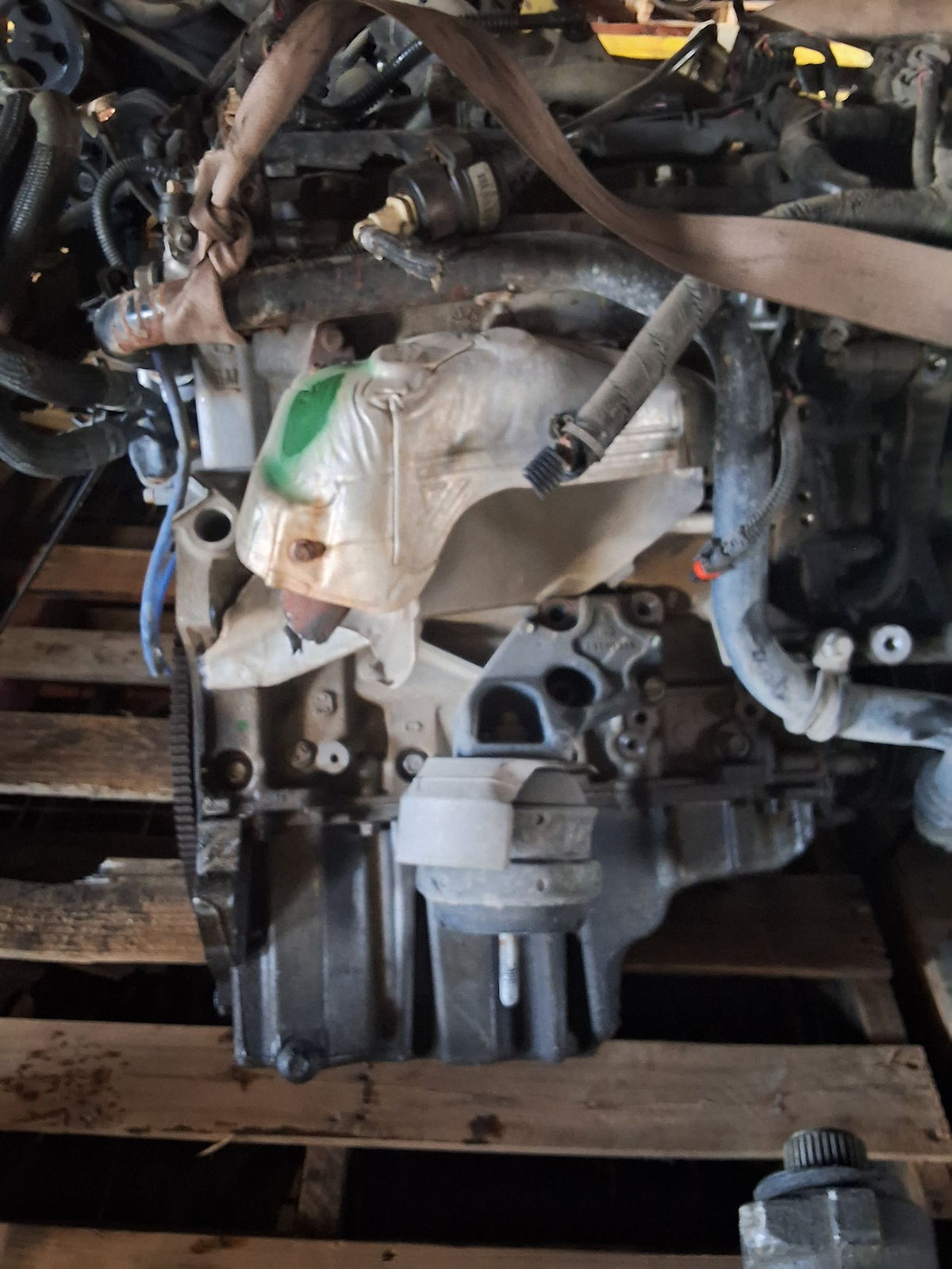 2005-2006 Cadillac CTS 2.4L Engine main image