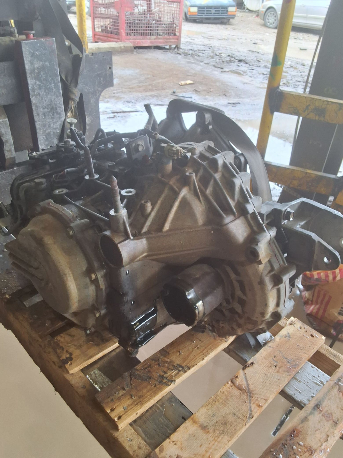 2004-2011 Mitsubishi Endeavor 4-speed Automatic FWD Transmission main image