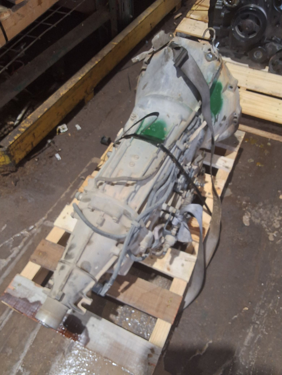 2003 Nissan Xterra 4-speed Automatic 2WD Transmission main image