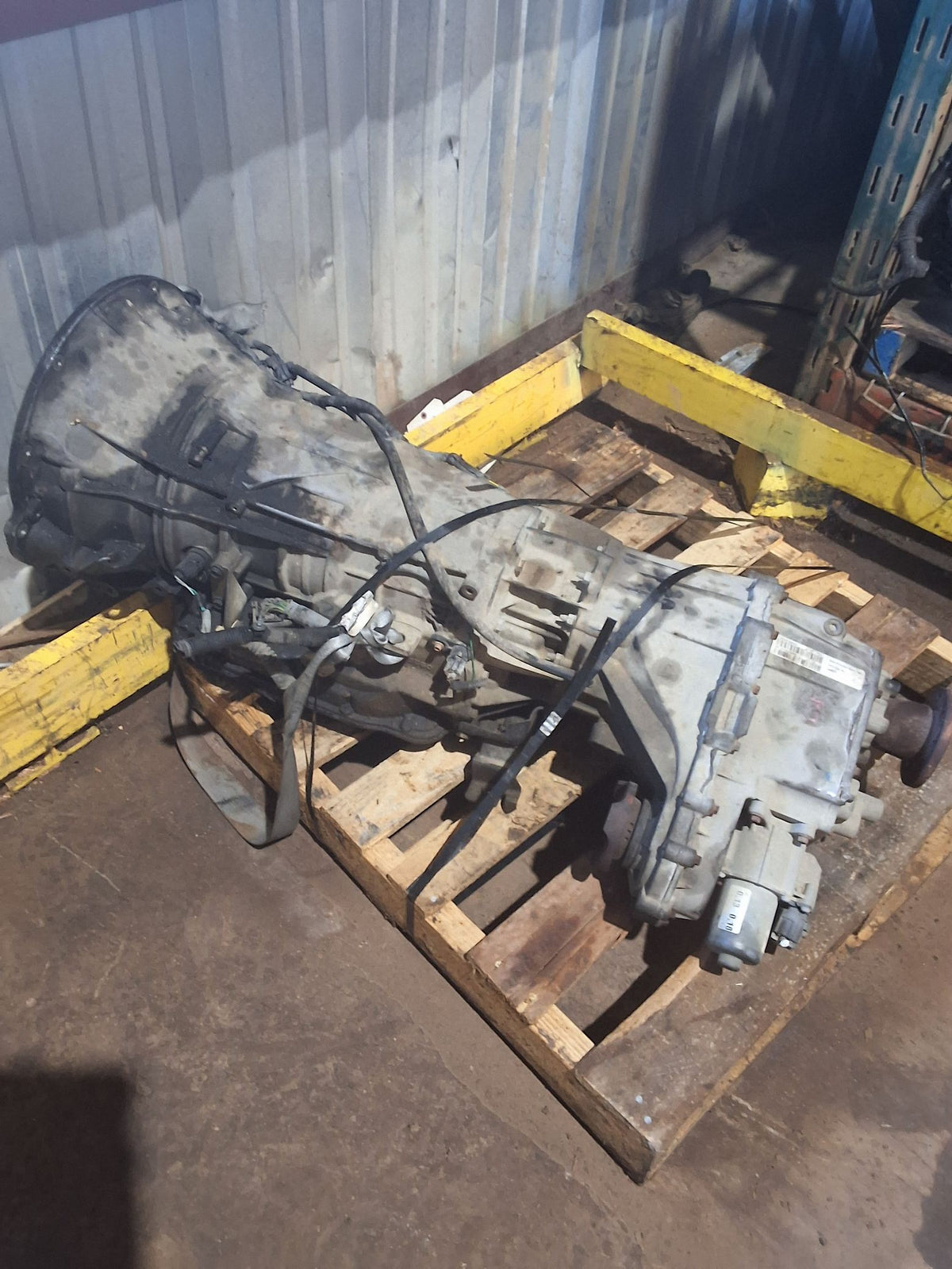 2005-2008 Jeep Grand Cherokee 5-speed Automatic 4WD Transmission main image