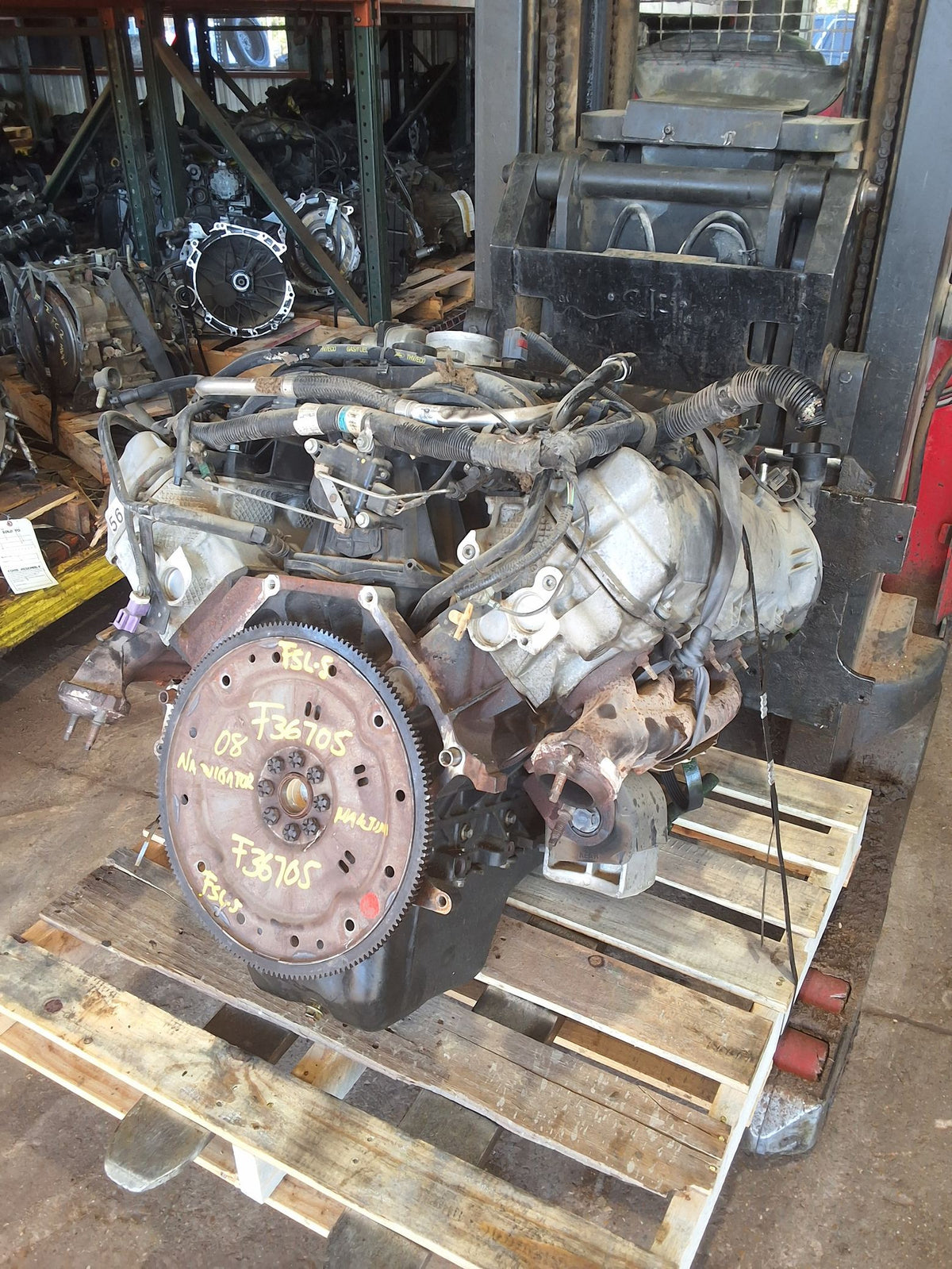 2007-2008 Lincoln Navigator 5.4L Engine main image