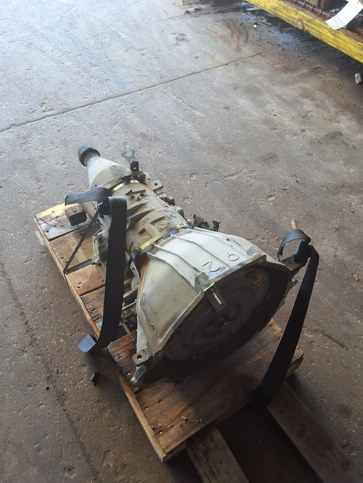 2004 Ford Expedition Automatic RWD Transmission main image
