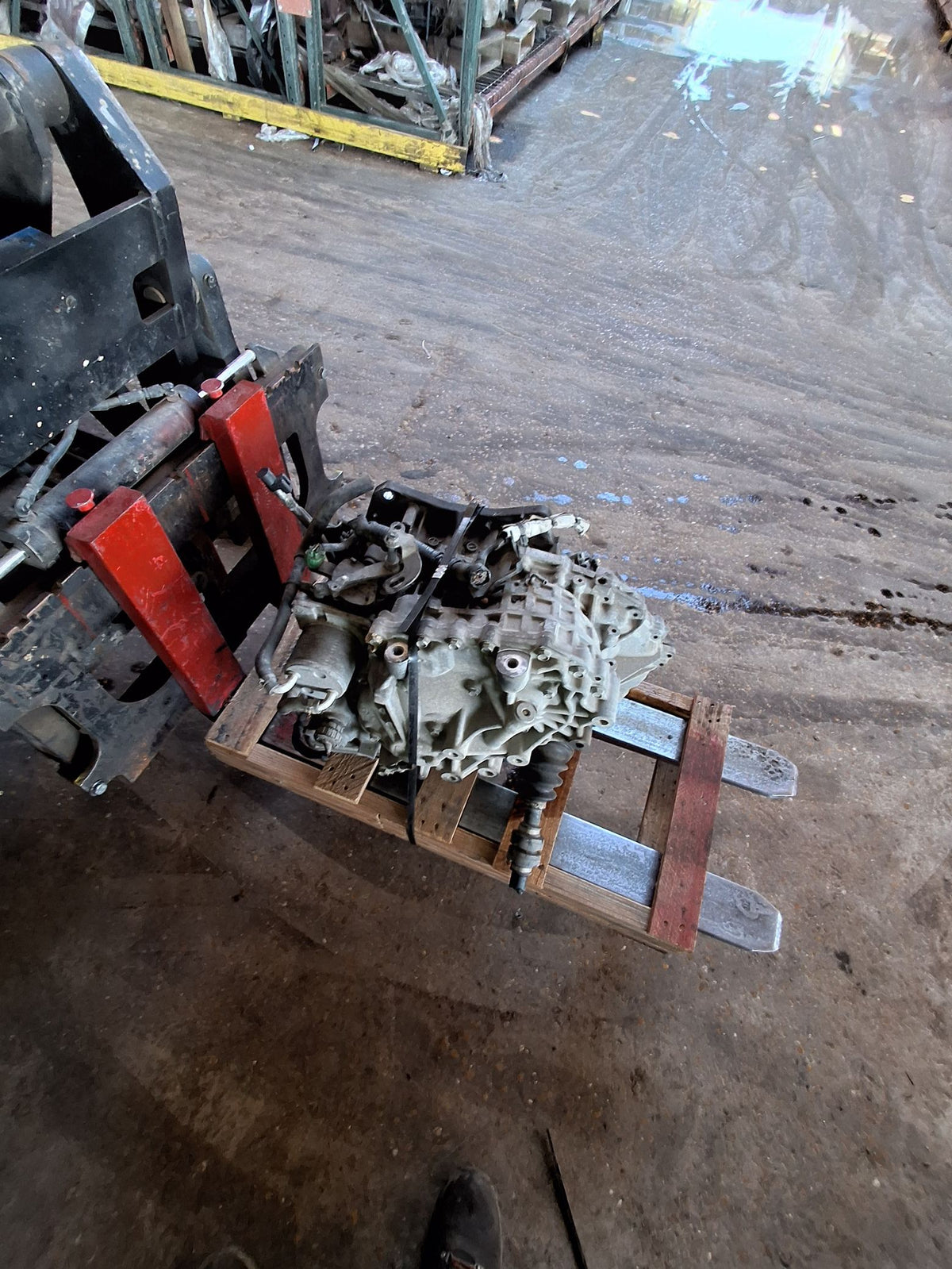 2011-2014 Nissan Juke Automatic 4WD Transmission main image