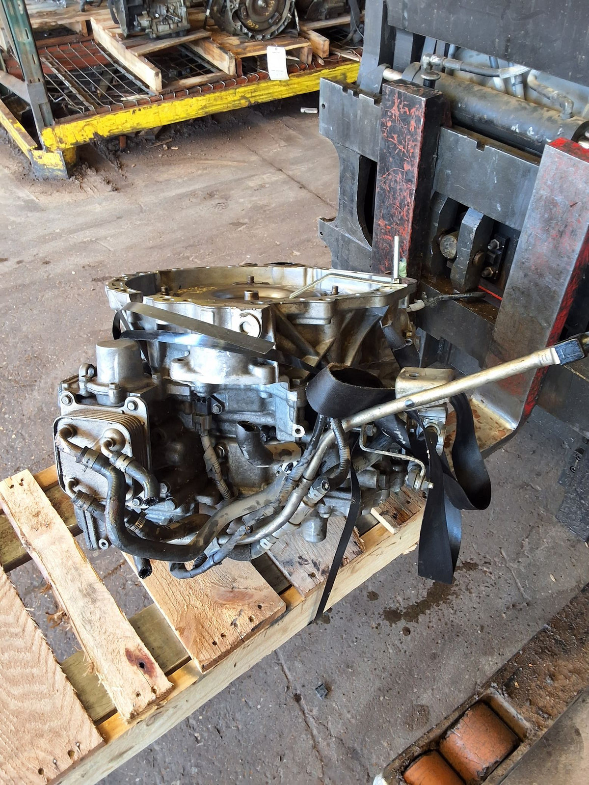 2013-2014 Nissan Pathfinder Automatic FWD Transmission main image