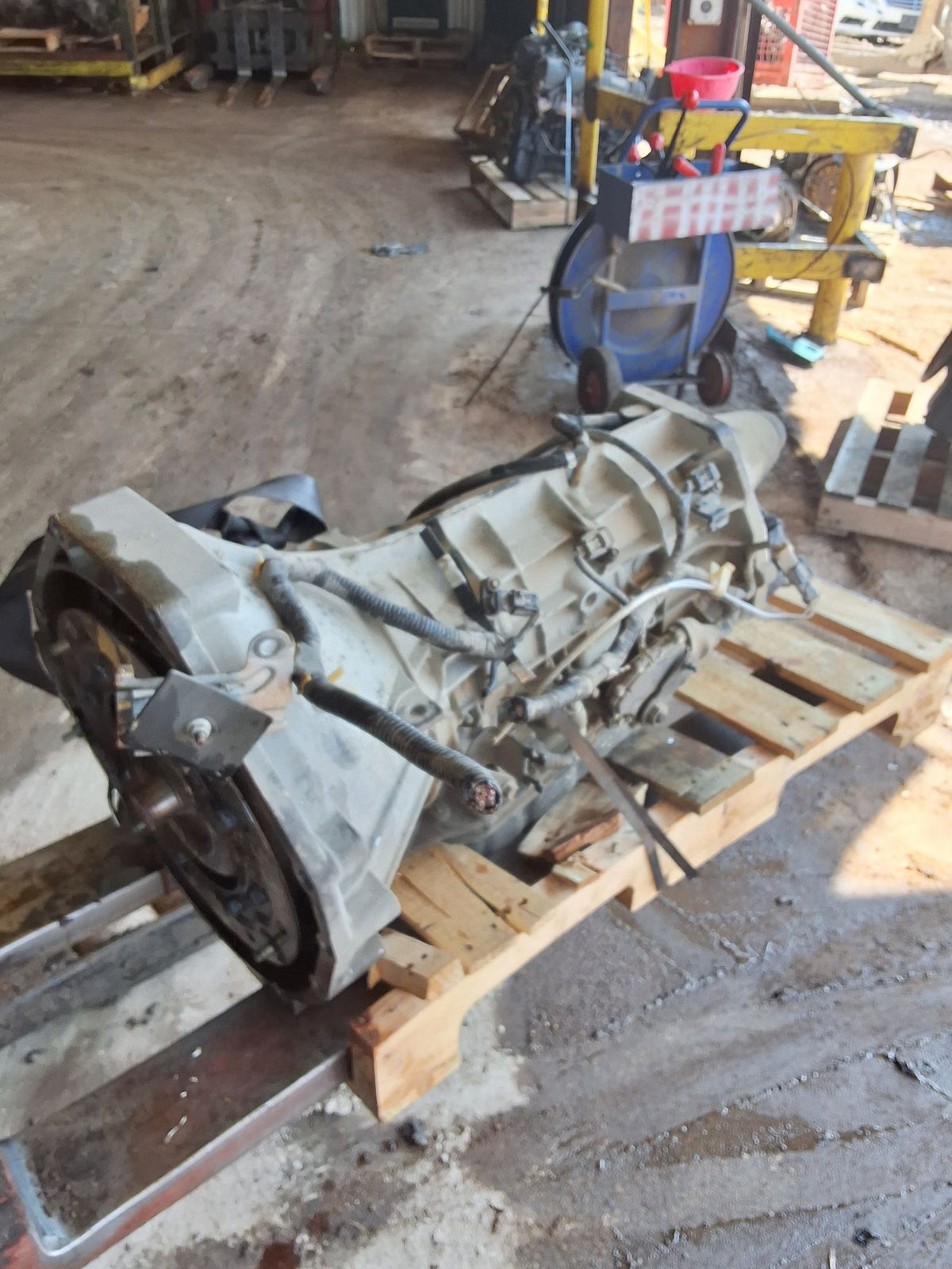 2002-2003 Ford Explorer 5-Speed Automatic,RWD RWD Transmission main image