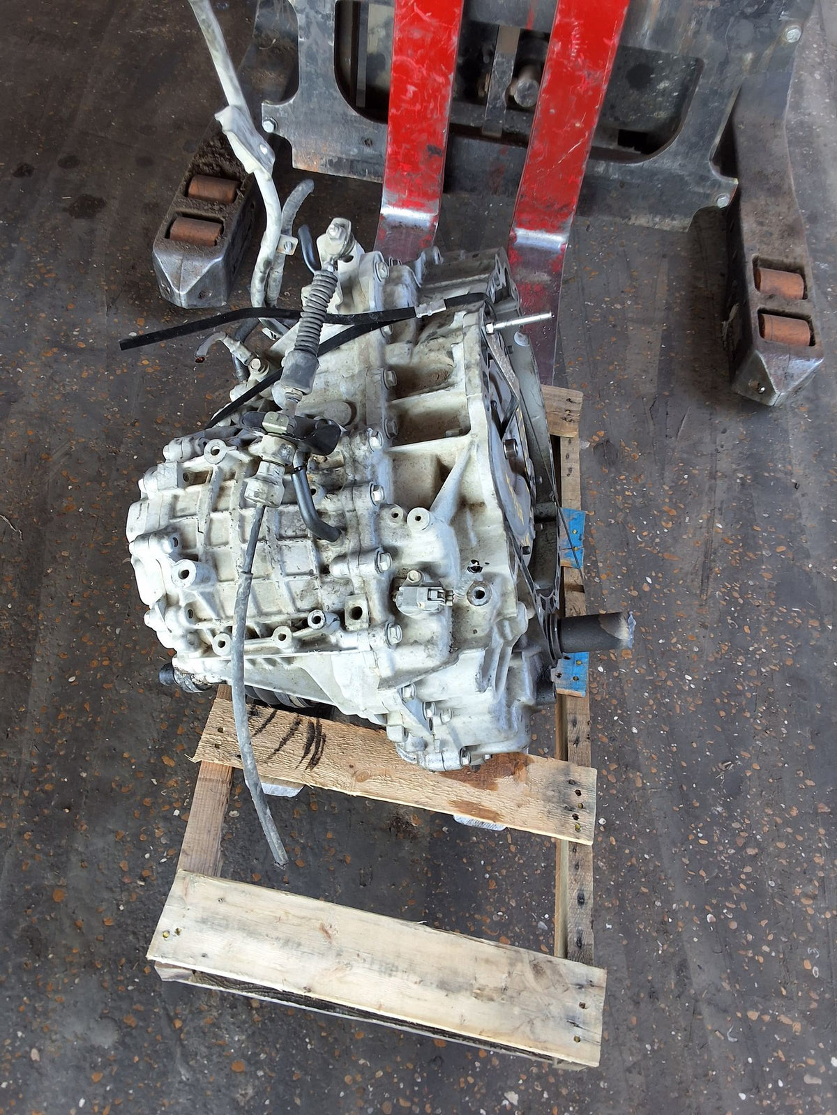 2010-2011 Nissan Altima Automatic FWD Transmission main image