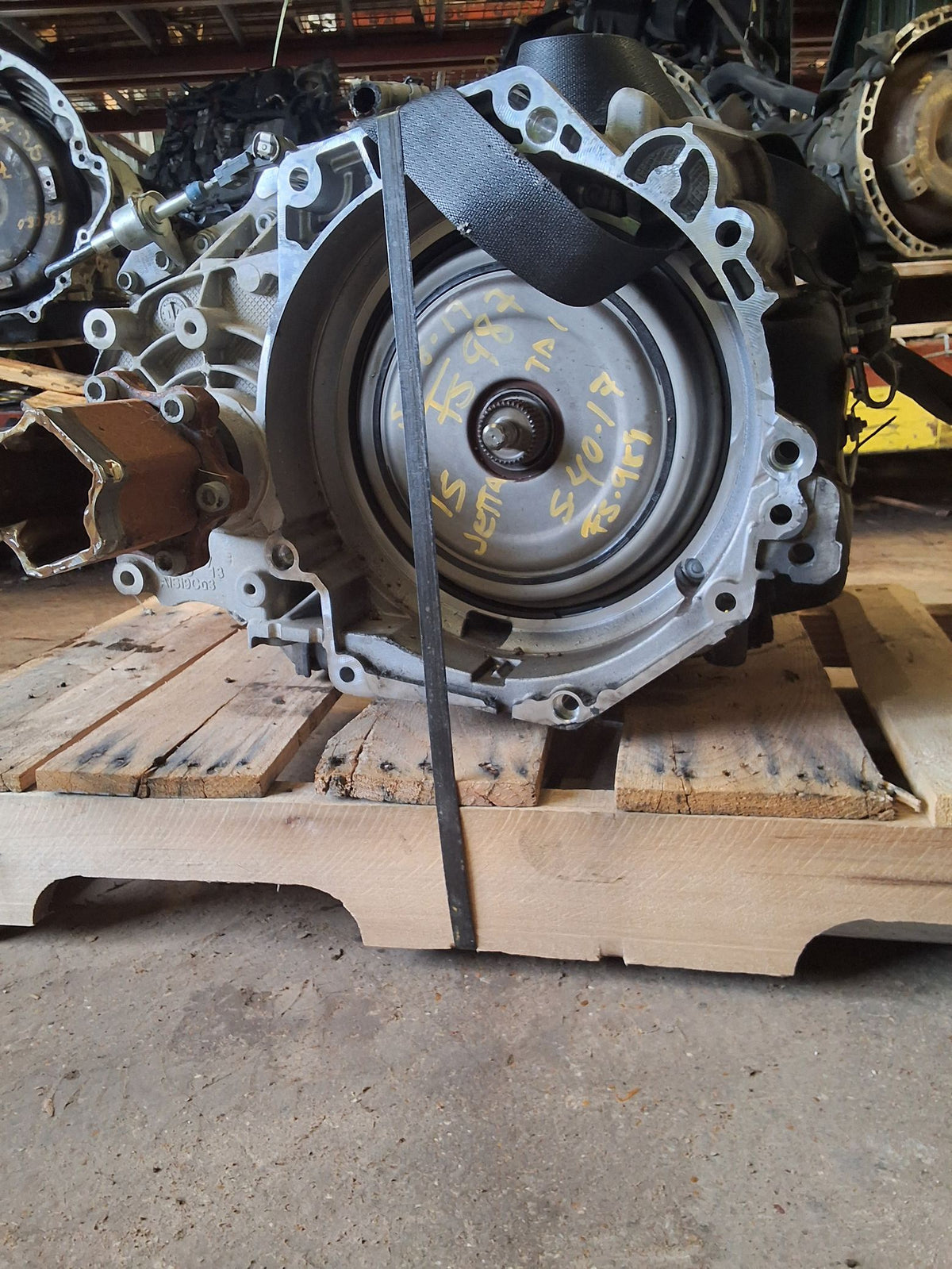 2015 Volkswagen Jetta 6-Speed Automatic FWD Transmission main image