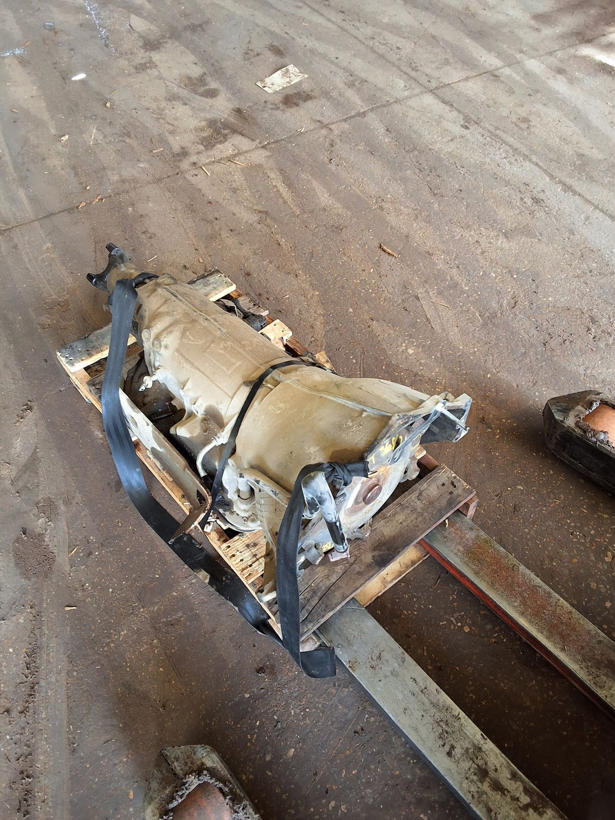 1988-2002 Chevrolet C/K 3500 Manual RWD Transmission main image