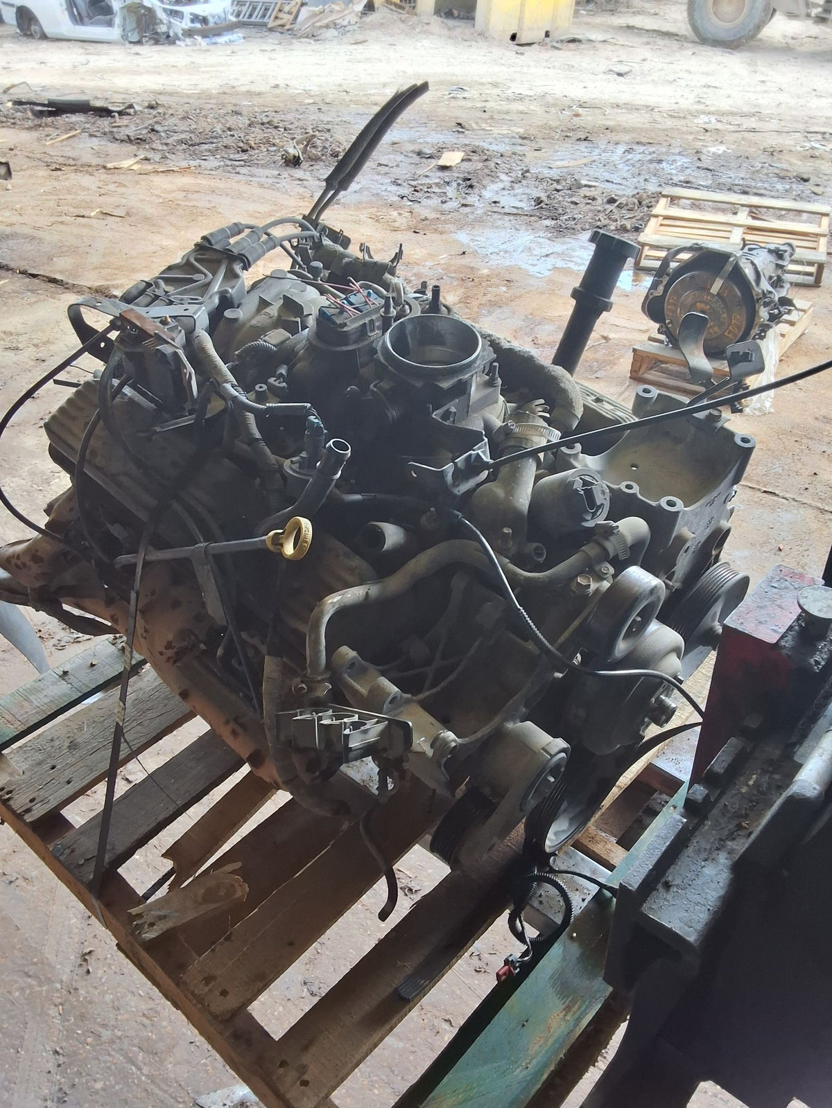 1996-1999 Chevrolet C/K 3500 5.7L Engine main image