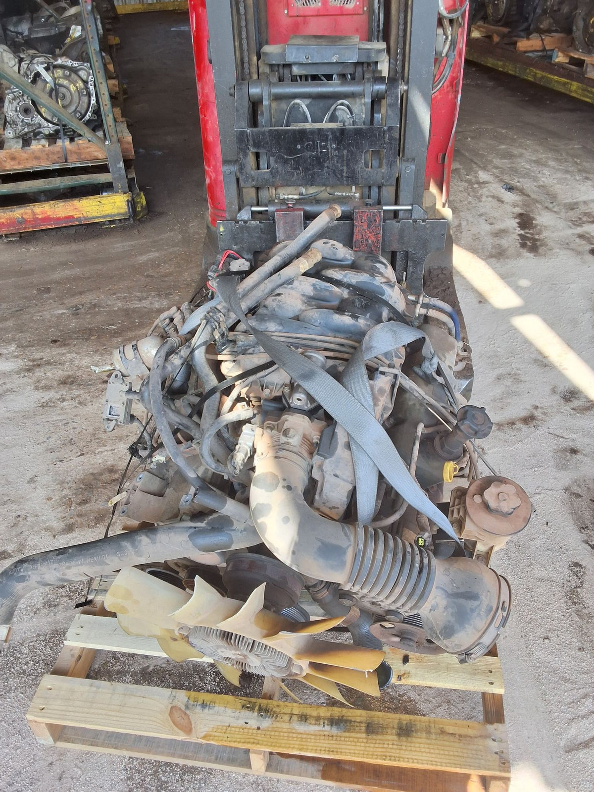 1999-2000 Ford F150 4.2L Engine main image