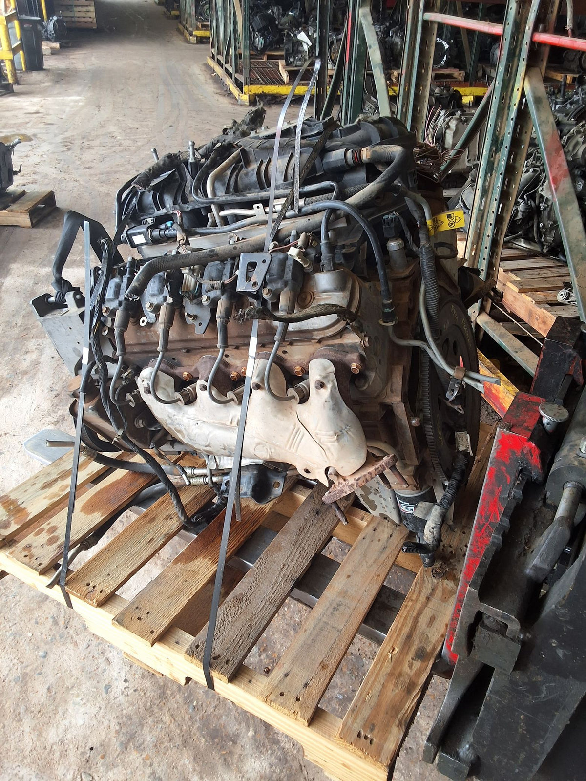 2010-2014 Chevrolet Tahoe 5.3L Engine main image