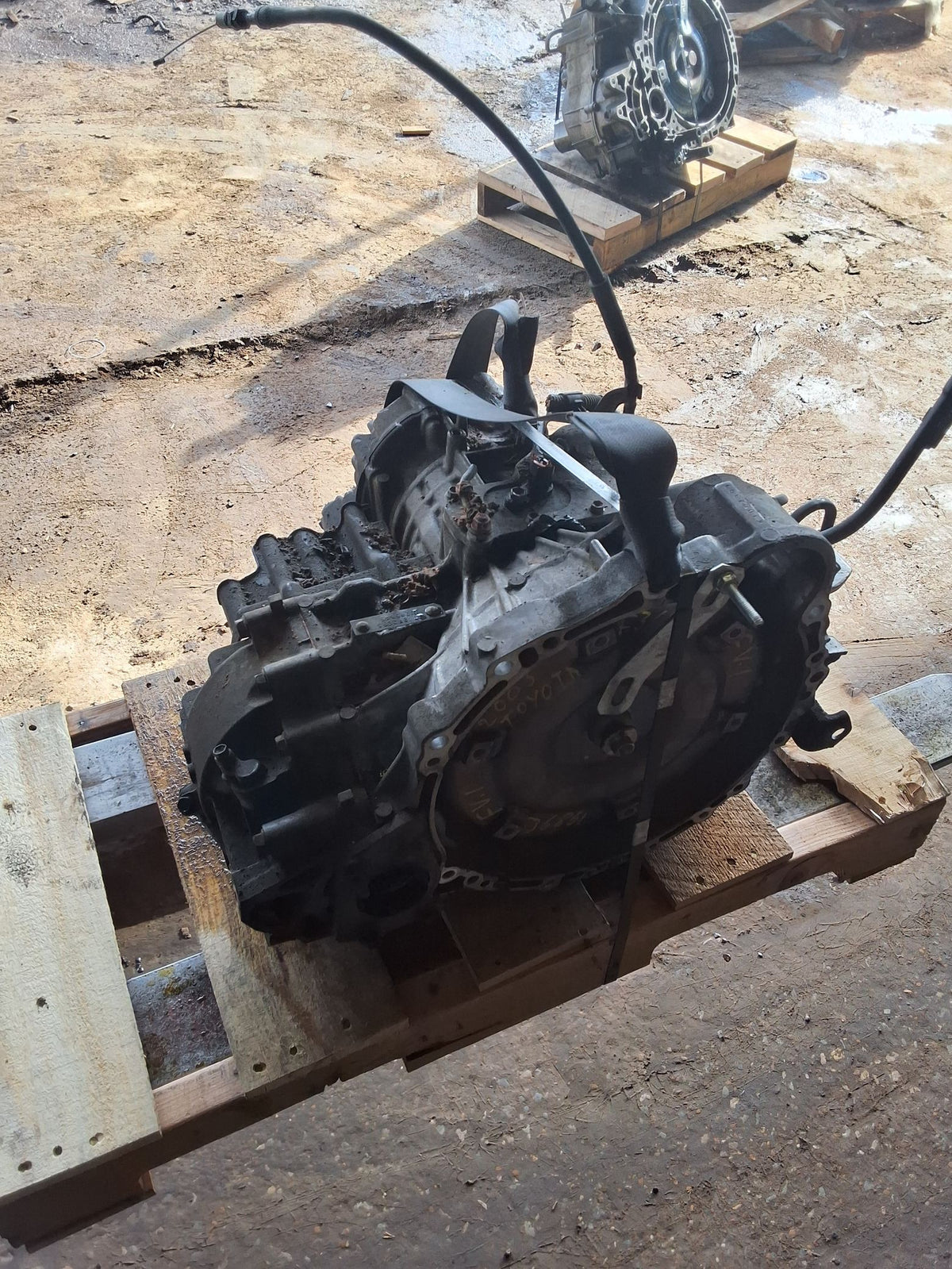 2000-2004 Toyota Avalon 4-speed Automatic FWD Transmission main image