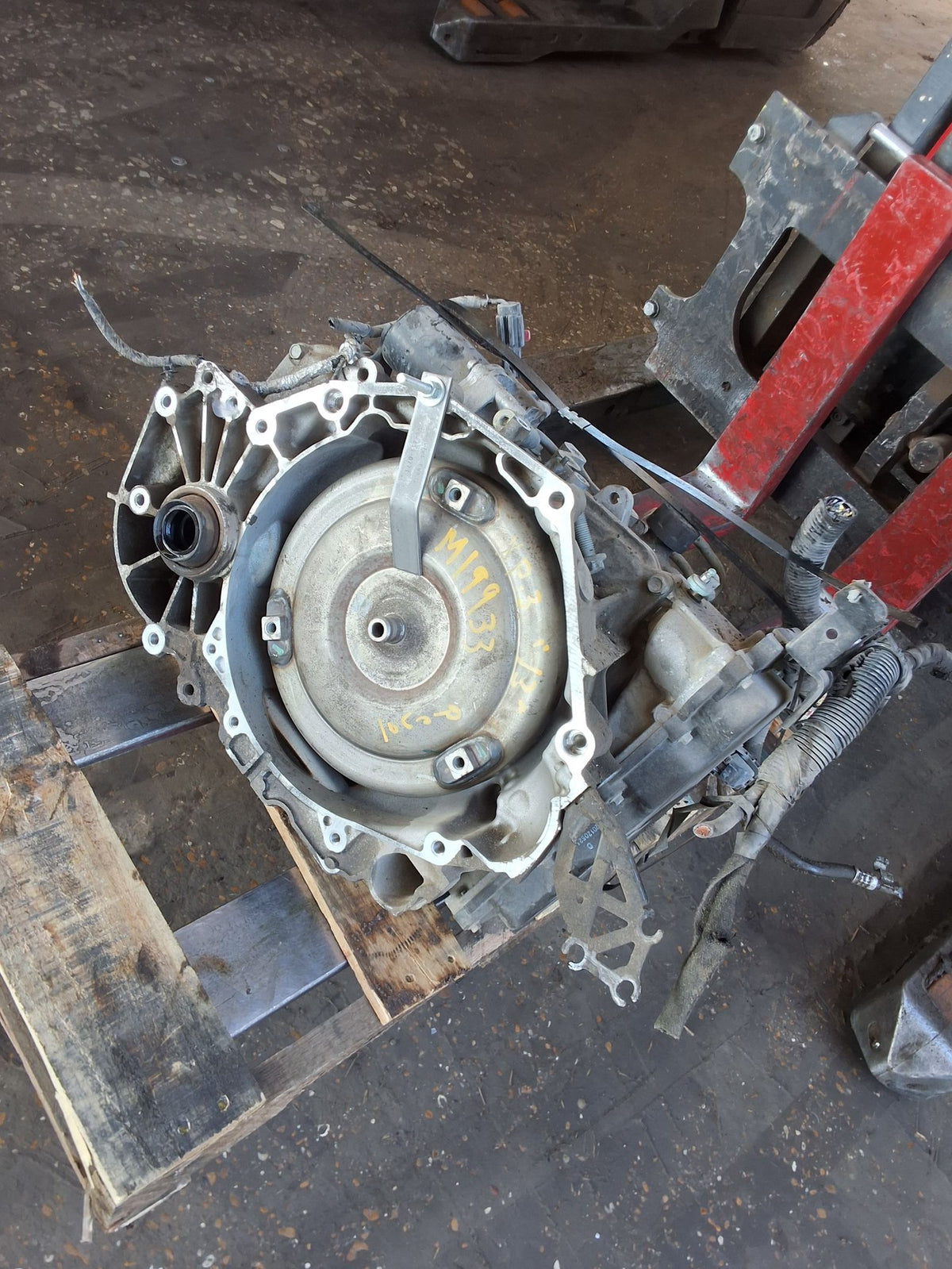 2013 Buick Regal Automatic FWD Transmission main image