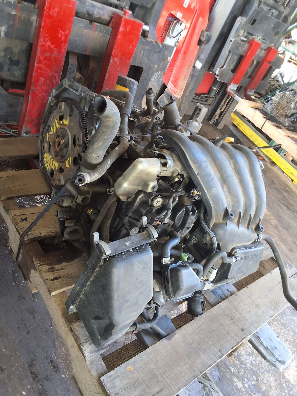 2013-2014 Nissan Versa 1.6L Engine main image