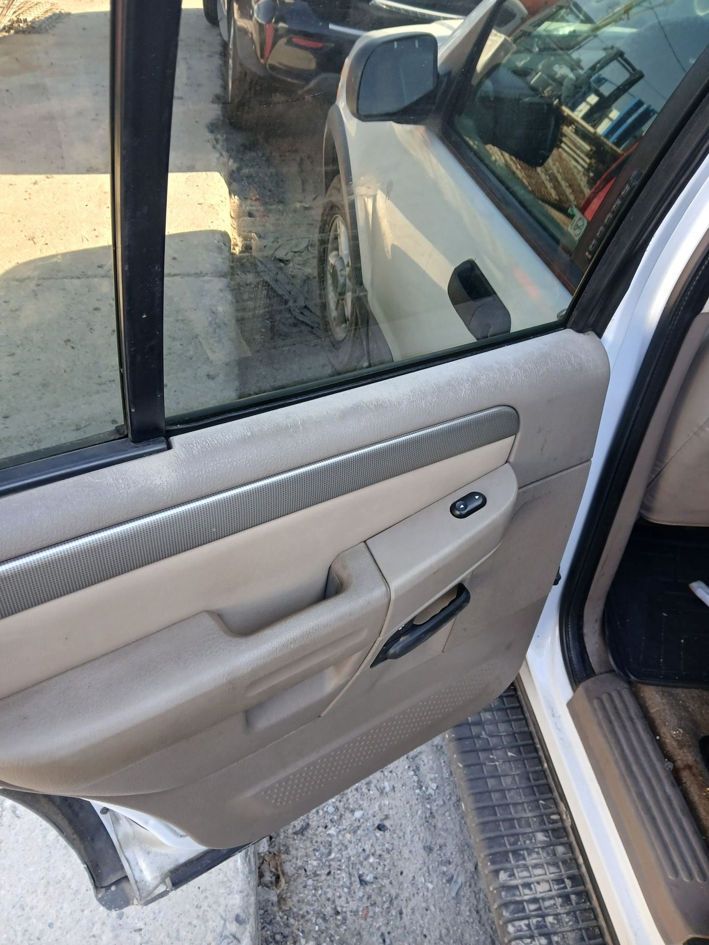 Door Shell Front Passenger Side 2002 - 2005 Ford Explorer