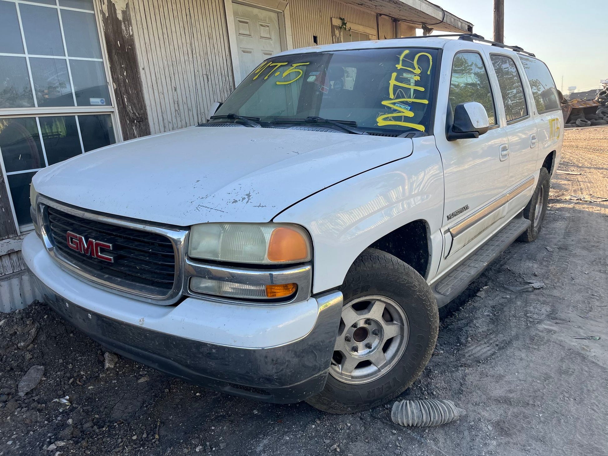 A/C Condenser 2000 - 2006 GMC Yukon