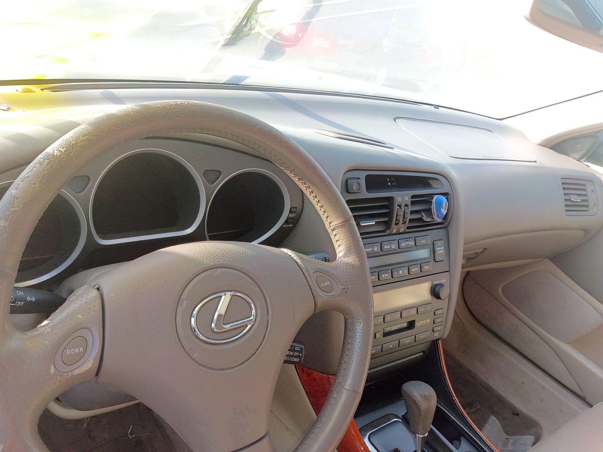 Fuse Box Interior 1998 - 2005 Lexus GS 300