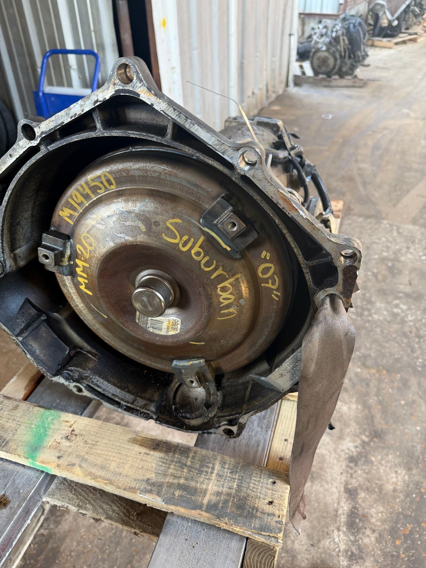 2007 Chevrolet Suburban AT, 5.3L, 4x2 opt LY5) Transmission
