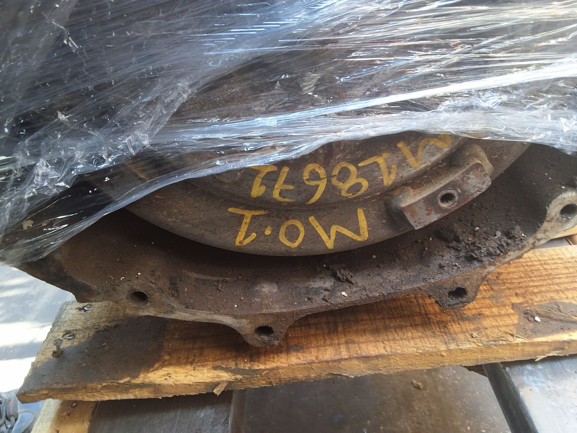 1994-2001 Dodge RAM 1500 "Verify: 45RFE type (4 speed) 32 tooth crankshaft tone wheel) Transmission