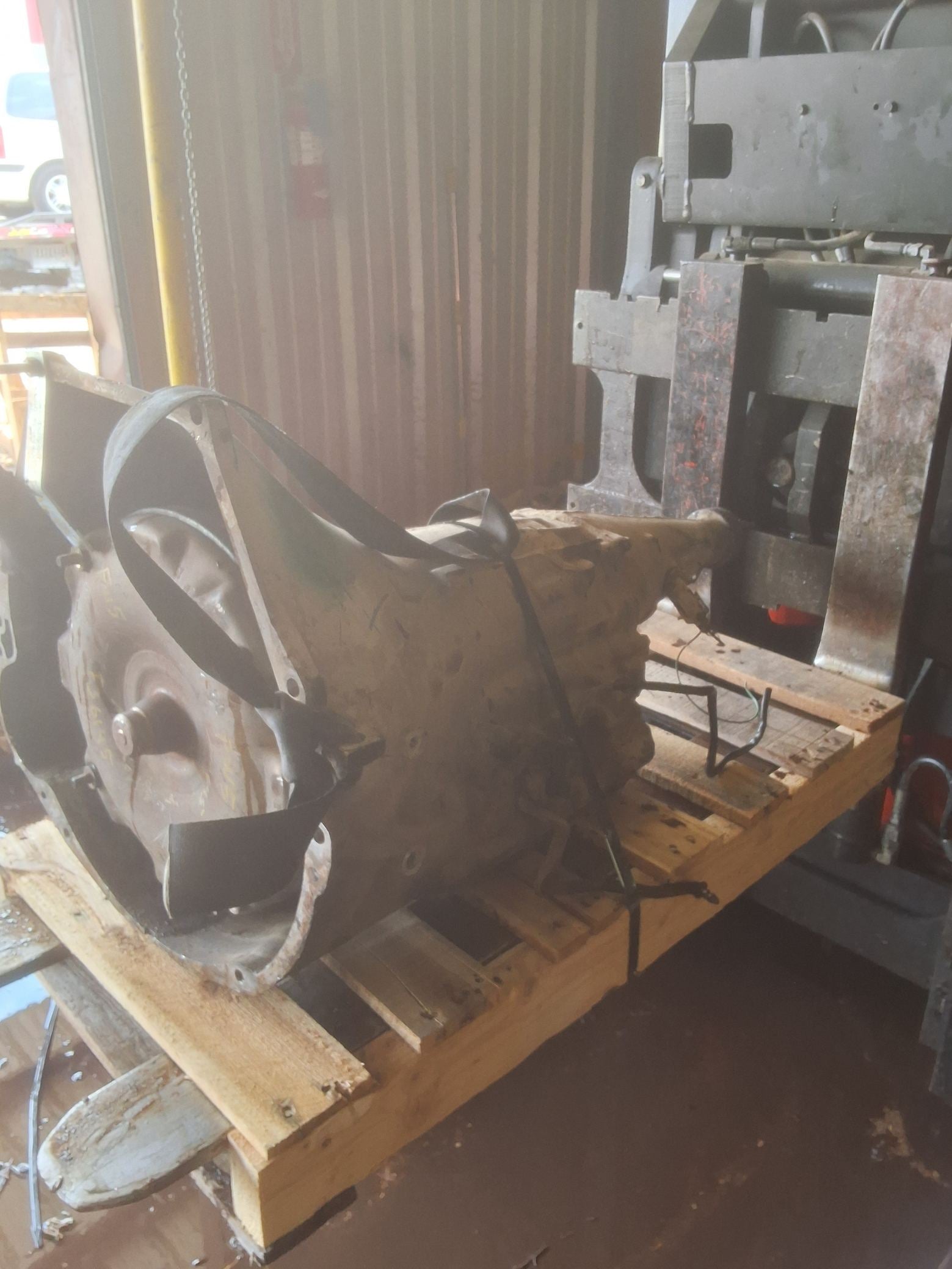 1987-1991 Ford F250 3-speed Automatic RWD Transmission