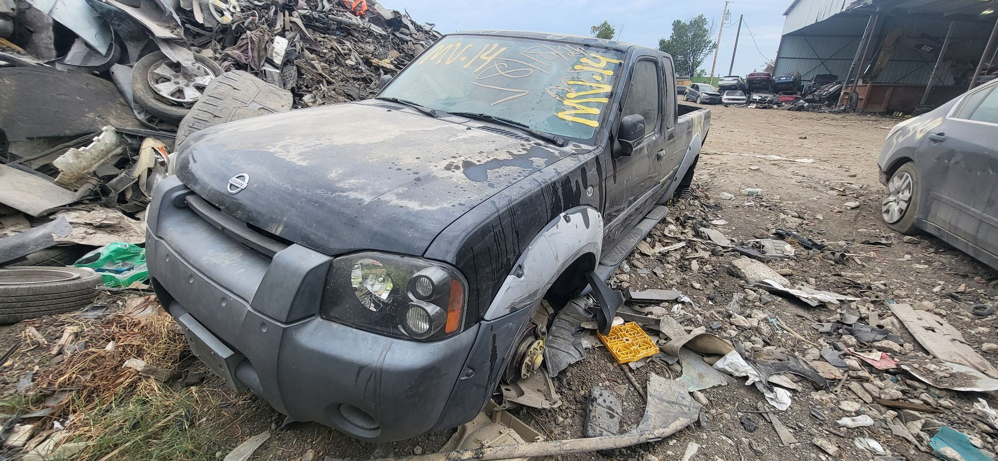 Fuel Injector Rail 1998 - 2004 Nissan Frontier