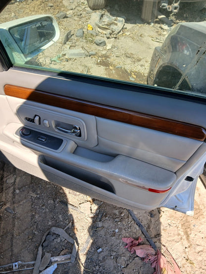 Seat Belt Buckle Front Passenger Side 1994 - 1999 Cadillac DeVille