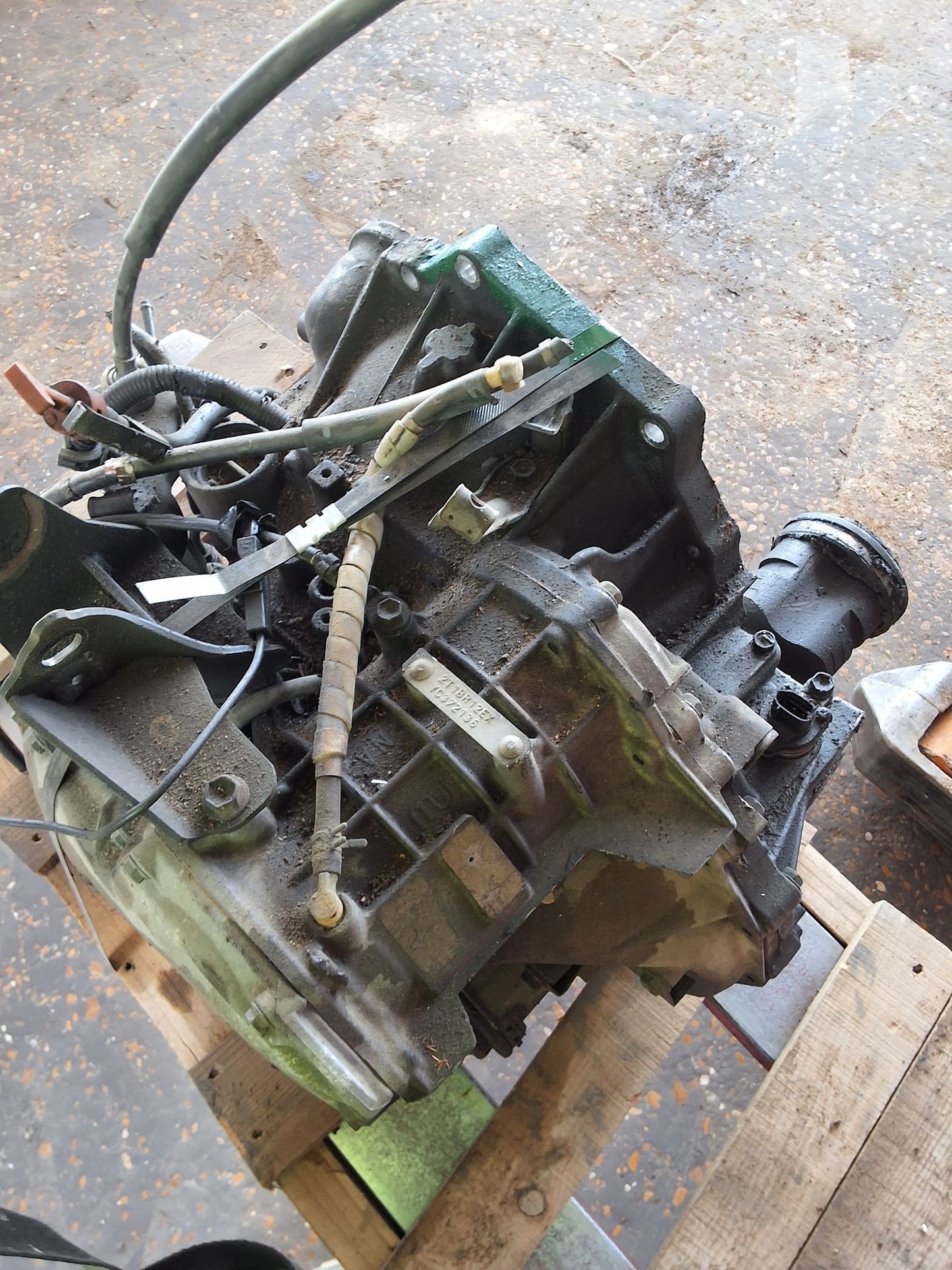 2000-2002 Toyota Corolla Automatic FWD Transmission