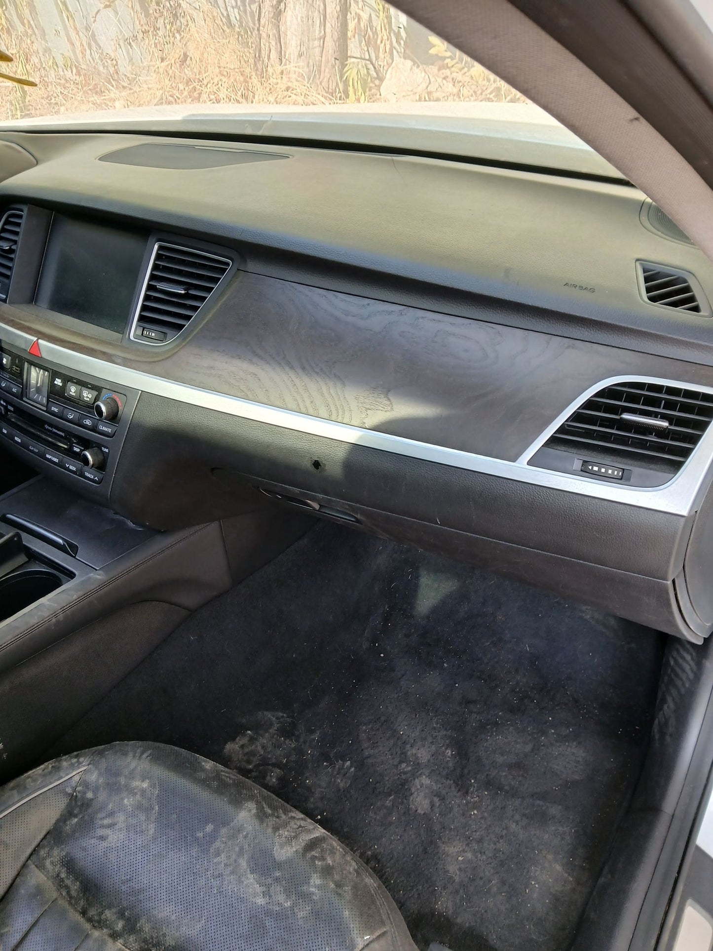Door Interior Handle Front Driver Side 2015 - 2016 Hyundai Genesis