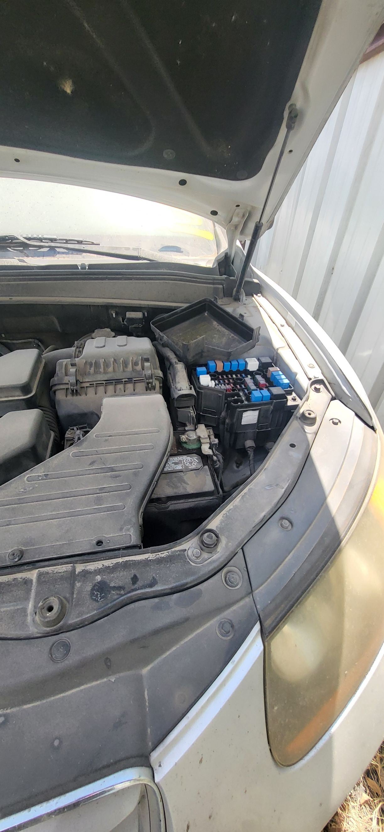 Fuse Box Interior 2007 - 2012 Hyundai Santa Fe