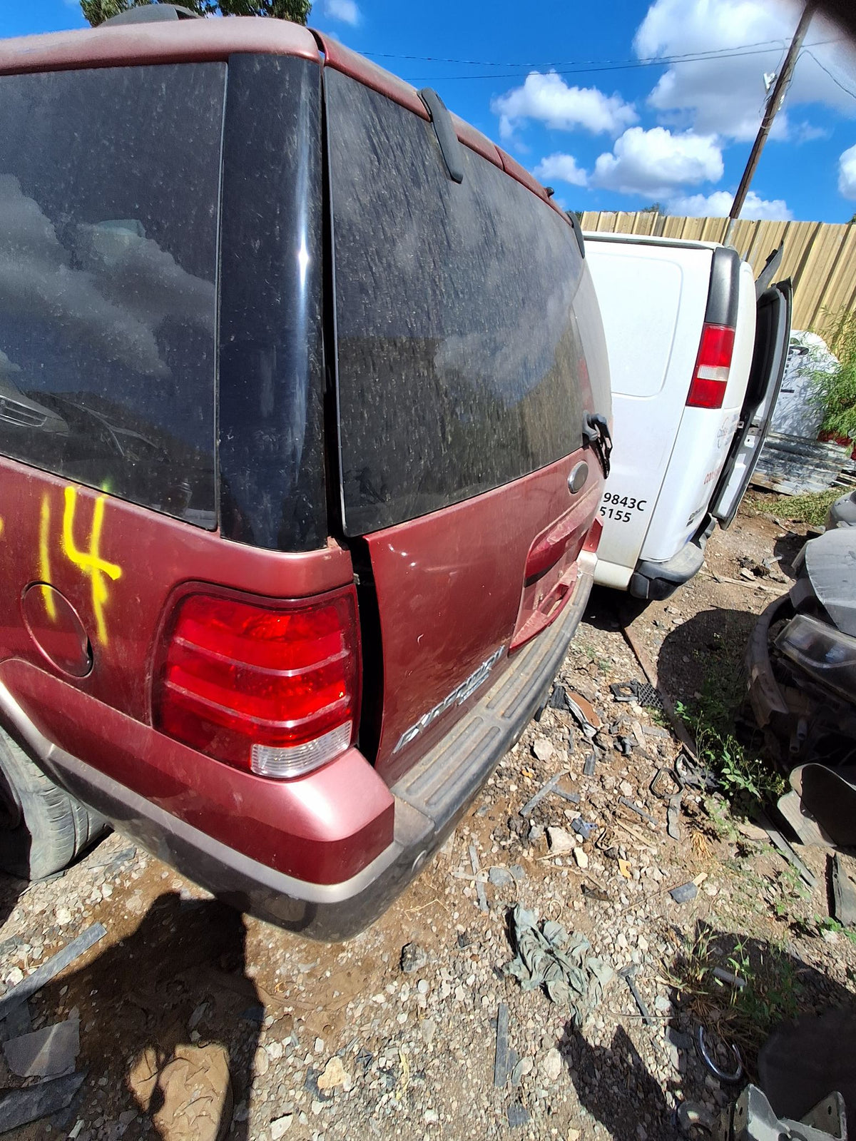 Hood 2003 - 2006 Ford Expedition