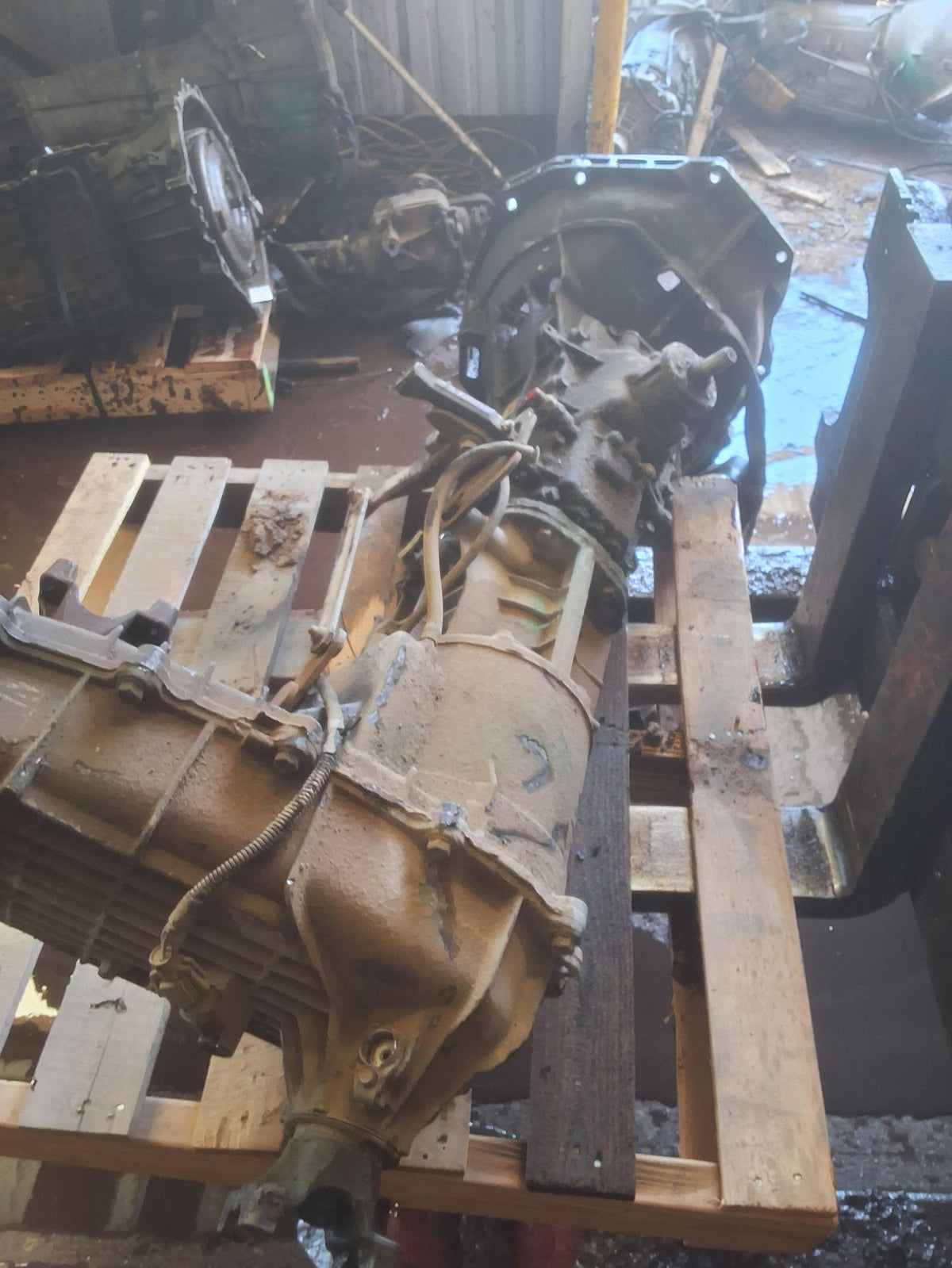 1987-1993 Ford F150 4-Speed Automatic 3-speed C6 automatic transmission Transmission