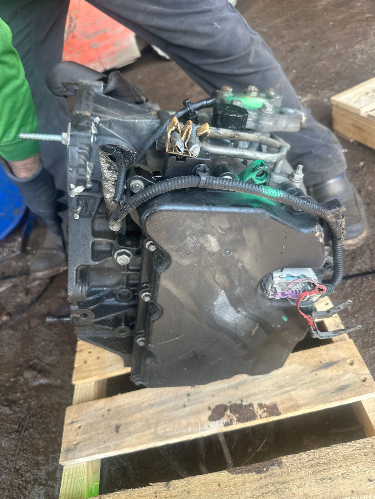 2013-2014 Chevrolet Sonic Automatic AT Transmission