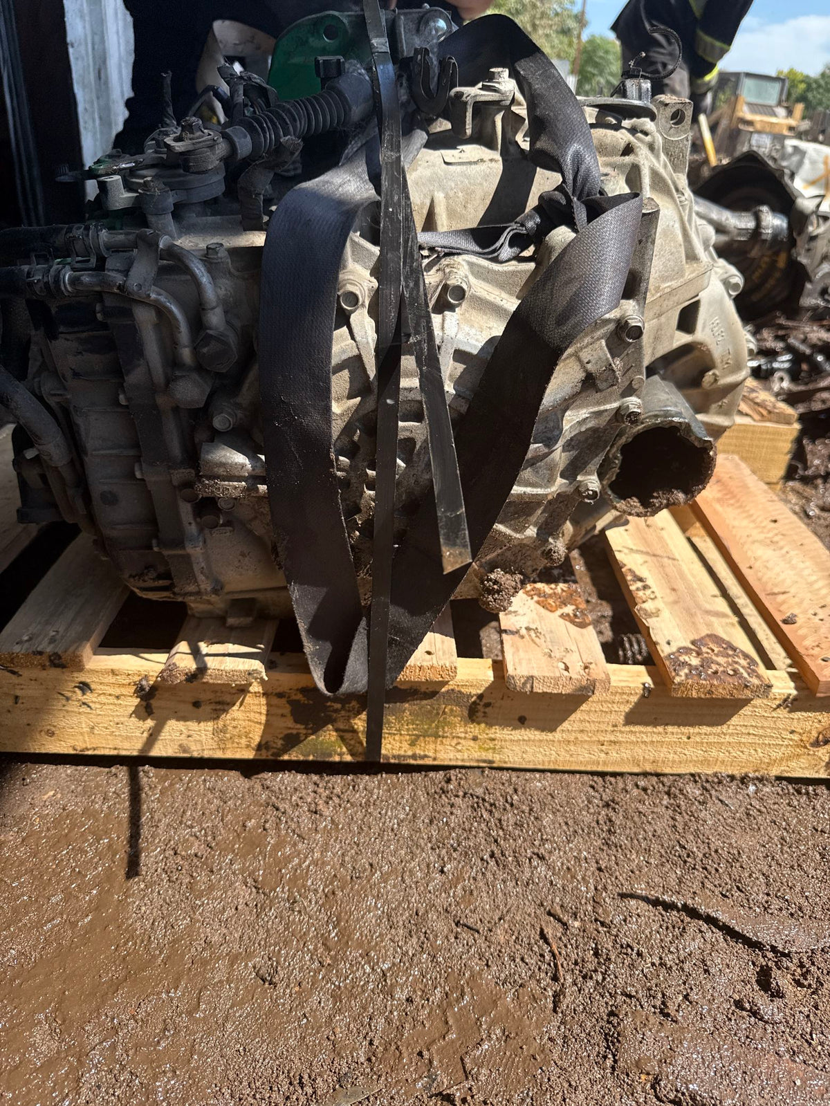2013-2014 Hyundai Santa Fe AT, LWB (3.3L), FWD 8th digit) Transmission